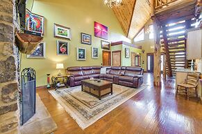 Deck, Smoker & Yard: Peaceful Gem in Pine Mountain