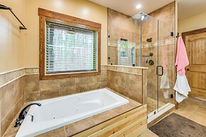 Deck, Smoker & Yard: Peaceful Gem in Pine Mountain