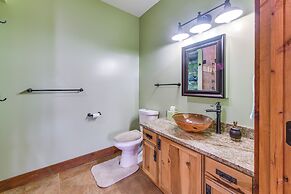 Deck, Smoker & Yard: Peaceful Gem in Pine Mountain