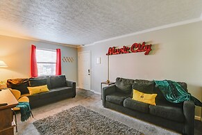 1 Mi to Dtwn: Pet-friendly Apt in Nashville