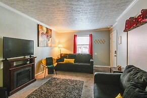 1 Mi to Dtwn: Pet-friendly Apt in Nashville
