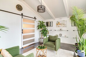 4 Mi to Wku: Hilltopper's Hideaway w/ Grills!