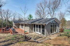 4 Mi to Wku: Hilltopper's Hideaway w/ Grills!