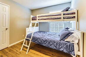 1 Mi to Dtwn: Bentonville Retreat w/ Patio