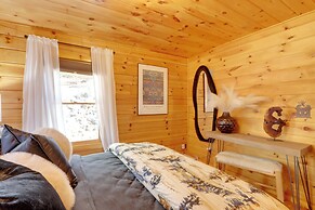 Fire Pit, Hot Tub & Grill: Murphy Family Retreat!