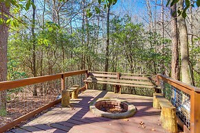 Fire Pit, Hot Tub & Grill: Murphy Family Retreat!