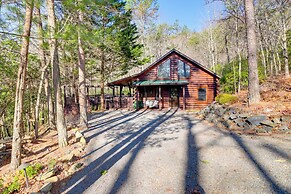 Fire Pit, Hot Tub & Grill: Murphy Family Retreat!