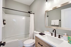 6 Mi to Chattanooga: Home w/ Balcony & Dtwn Views!