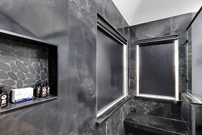 Private Pool & Hot Tub: 'wild Horse' Home!