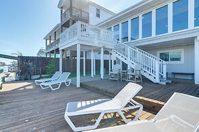 Waterfront Home w/ Deck & Pool in City-by-the-sea