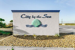 Waterfront Home w/ Deck & Pool in City-by-the-sea