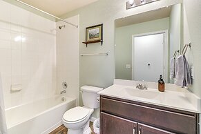 Shop, Dine & Unwind: Pet-friendly Home in Austin!