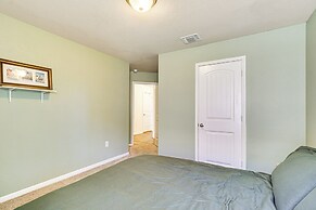 Shop, Dine & Unwind: Pet-friendly Home in Austin!