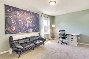 Shop, Dine & Unwind: Pet-friendly Home in Austin!