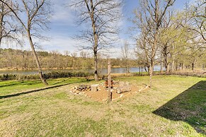 Fire Pit, Screened Deck: Riverfront Ozarks Cabin!