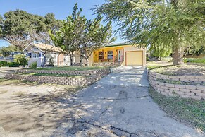 Walk to Downtown Atascadero: Cottage w/ Sunroom!