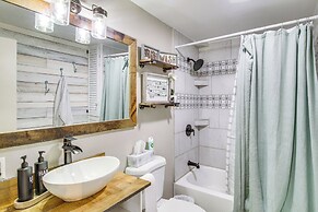 11 Mi to Bozeman: Family Home w/ Movie Room!