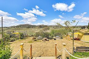 Near Ramona Wineries: Mtn-view Haven w/ Large Yard