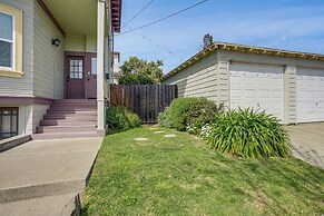 8 Mi to Bay Bridge: Couple's Getaway w/ Mtn Views!