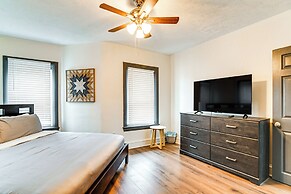 Walkable Location: Welcoming Unit in Omaha