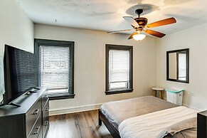 Walkable Location: Welcoming Unit in Omaha