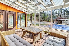 Hot Tub & Seasonal Pool: Family Getaway in Cresco