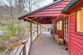 Cabin on Ledford Branch w/ Waterfall + Wading Pool