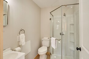Close to Trails: Studio w/ Water Views