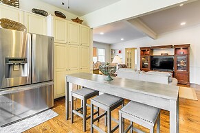 Ideally Located Historic Home w/ Porch in Columbus