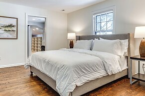 Walk to Main St & Parks: Zionsville Village Home