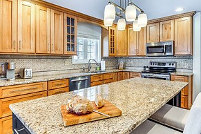 Walk to Main St & Parks: Zionsville Village Home