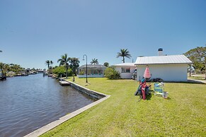 2 Mi to Beach: Canal-front Home in Cape Coral!