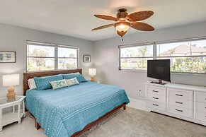 2 Mi to Beach: Canal-front Home in Cape Coral!