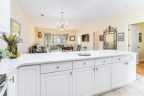 6 Mi to Myrtle Beach Hot Spots: Cozy Condo!