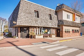 1 Block to Crystal Lake: Downtown Beulah Apt!