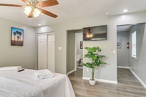 Family Getaway 11 Mi to Dtwn Tampa: Pets Welcome!