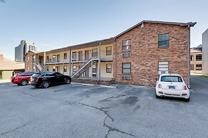 < 1 Mi to Vanderbilt: Nashville Apt