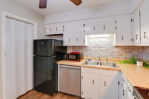 < 1 Mi to Vanderbilt: Nashville Apt