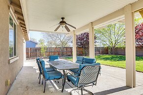 7 Mi to Dtwn: Home w/ Fenced Yard in Roseville!