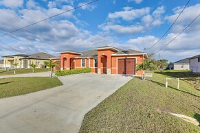 11 Mi to Fort Myers River District: Suburban Haven