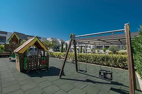 Luxury Olea Valley Apartment - Nikiti Poolside Gem