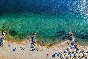 Luxury Olea Valley Apartment - Nikiti Poolside Gem