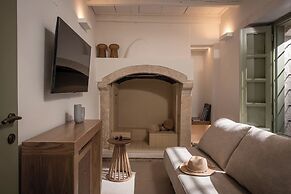 Mint Villa by Checkin