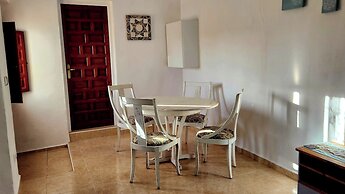 Casita-5guests-pool-patio-bbq-parking-fireplace
