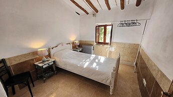 Casita-5guests-pool-patio-bbq-parking-fireplace