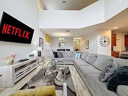 Spacious 5 Bed South Facing Pool & Spa & Game Room 5 Bedroom Villa