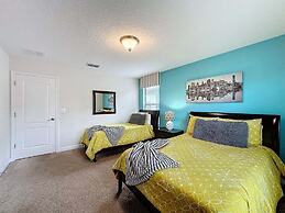 Spacious 5 Bed South Facing Pool & Spa & Game Room 5 Bedroom Villa