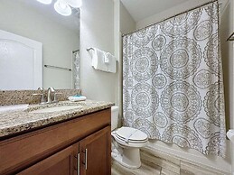 Spacious 5 Bed South Facing Pool & Spa & Game Room 5 Bedroom Villa