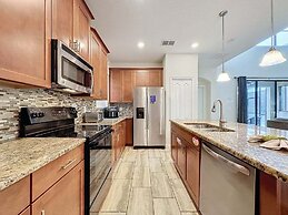 Spacious 5 Bed South Facing Pool & Spa & Game Room 5 Bedroom Villa