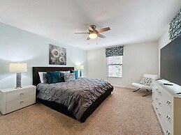 Spacious 5 Bed South Facing Pool & Spa & Game Room 5 Bedroom Villa